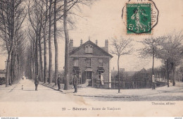  A20-93) SEVRAN - ROUTE DE VAUJOURS - ANIMEE - HABITANTS   - EN 1913 - Sevran