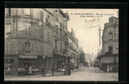 CPA Bois-Colombes, Rue Des Aubépines, Place Centrale  - Colombes