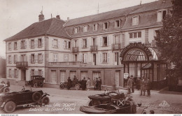 C1-68) TROIS EPIS (Alt. 700m) ENTREE DU GRAND HOTEL- ( NOMBREUSES VOITURES - CLIENTS - 2 SCANS ) - Trois-Epis