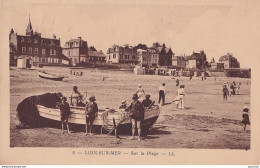 B10-14) LION SUR MER (CALVADOS) SUR LA PLAGE - ( 2 SCANS ) - Autres & Non Classés