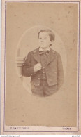 PARIS - CDV  VERS 1870 -  V. DAVID , 4 , RUE DE LA FEUILLADE - UN JEUNE HOMME - ETUDIANT    - (2 SCANS) - Lieux