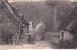 B4-14) SAINT REMY (CALVADOS) VIEILLES MAISONS DU PONT DE LA MOUSSE - ( ANIMEE - HABITANTS - 1903 - 2 SCANS ) - Autres & Non Classés