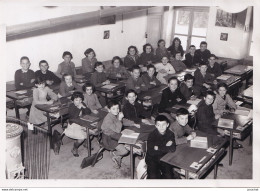 B2- 47) LA SAUVETAT SUR LEDE - ECOLE DE FILLES ET GARCONS  -  CLASSE  LES ELEVES - ANNEES 55 - 1960 - ( 2 SCANS ) - Autres & Non Classés