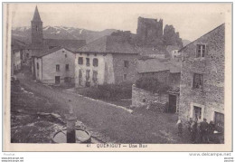 B3-09) QUERIGUT (ARIEGE)  UNE RUE  -  ( ANIMEE - HABITANTS - 2 SCANS ) - Autres & Non Classés