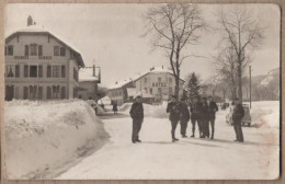 CPA 39 - LA CURE + SUISSE SAINT CERGUE - CARTE PHOTO ? - TB ANIMATION DOUANE Douaniers HOTEL Neige - Sonstige & Ohne Zuordnung