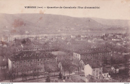 B20-38) VIENNE (ISERE) QUARTIER DE CAVALERIE - VUE D ' ENSEMBLE - EDIT.  AGENCE JEAN LOUIS PERRIER JEUNE - ( 2 SCANS ) - Vienne