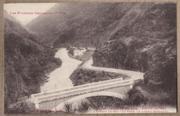 CPA 31 - Les Pyrénées Centrales - Vallée D' Aran - Puente Del Rey - Pont Du Roy - Au Fond , Le Casino Espagnol - Vallon - Autres & Non Classés