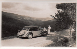 Photographie Photo Amateur Vintage Snapshot Automobile Car Voiture Auto Groupe - Automobiles