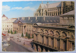 FRANCE - MARNE - REIMS - Le Théâtre Et Le Palais De Justice - Reims