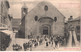 FR66 MONT LOUIS - Labouche 172 - La Place - Eglise Te Monument Dagobert - Animée - Other & Unclassified