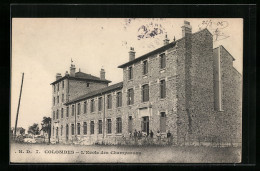 CPA Colombes, L`Ecole Des Champarons  - Colombes