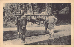 India - DARJEELING - A Dandy And Bearers - Inde