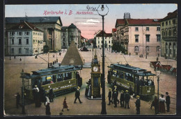 AK Karlsruhe /B., Blick Auf Den Marktpkatz Mit Strassenbahnen  - Tram