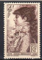 FRANCE 1945-1949: Sarah Bernhardt (1945) N° 738** - Unused Stamps