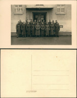 Soldaten Gruppenbild Soldatengruppe Gruppenfoto Ca. 2. Weltkrieg 1940 Privatfoto - Autres & Non Classés