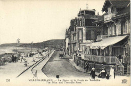 VILLERS SUR MER  La Digue Et La Toute De Trouville Animée RV - Villers Sur Mer