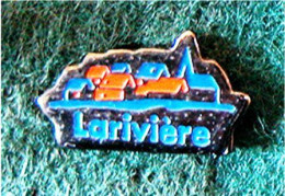 PIN'S LARIVIERE VILLAGE ÉGLISE_DP13 - Villes