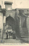 64 - Saint Jean De Pied De Port - Porte De France - Intérieur Des Remparts - Animée - Anes - Carte Neuve - CPA - Voir Sc - Saint Jean Pied De Port