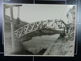 Te Situeren In Vlaanderen: Werken Aan Bruggen Of Sluizen  /15/ - Lieux