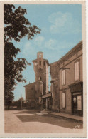 81 . LESCURE . TOUR ROMAINE ET LA PLACE - Lescure