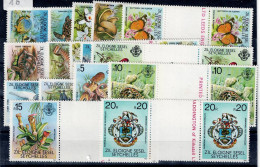 SEYCHELLES 1977 FAUNA AND FLORA SET OF PAIR WITH GUTTER MI No 394-409 MNH VF!! - Seychelles (1976-...)