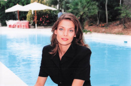 LAURE BELLEVILLE MISS FRANCE 1996 A SAINT TROPEZ  PHOTO  27 X 18 CM - Personalità