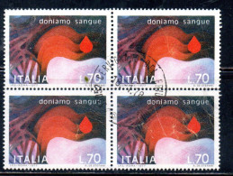 ITALIA REPUBBLICA ITALY REPUBLIC 1977 "DONIAMO SANGUE" DONATORI DI BLOOD LIRE 70 QUARTINA BLOCK USATO USED OBLITERE' - 1971-80: Oblitérés