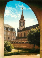 36 - Issoudun - Pèlerinage à Notre Dame Du Sacré Coeur. La Basilique Vue Du Cloître De La Petite Oeuvre - CPM - Voir Sca - Issoudun