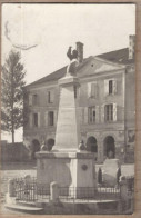 CARTE PHOTO CPA PHOTO 46 - VAYRAC - TB GROS PLAN MONUMENT AUX MORTS PLACE CENTRE VILLAGE GUERRE 14 18 - Vayrac