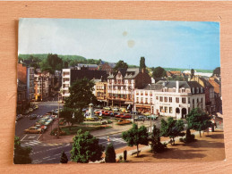 Spa. La Place Du Monument. La Place Fleurie 1984. Auto Car Voiture Wagen - Spa