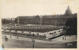 France Paris Hotel Des Invalides Vu De L'Esplanade - Autres Monuments, édifices