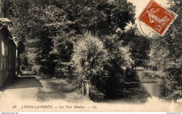 NÂ°35682 Z -cpa Lyons La ForÃªt -les Trois Moulins- - Lyons-la-Forêt