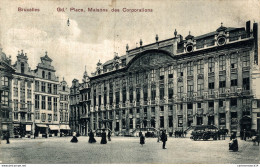 NÂ°36649 Z -cpa Bruxelles -place , Maisons Des Corporations- - Places, Squares