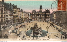 NÂ°37894 Z -cpa Lyon -place Des Terreaux- - Autres & Non Classés