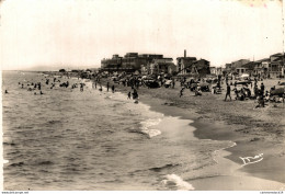 NÂ°38499 Z -cpsm Palavas Les Flots -la Plage Et Institut St Pierre- - Palavas Les Flots