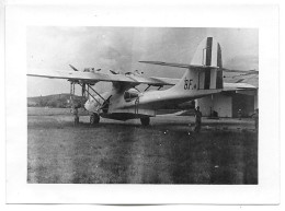 PHOTO ORIGINALE AVIATION : AVION A IDENTIFIER ** Probablement Pris Sur Un Terrain En Indochine ** - Aviation