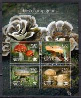 Niger 2014 / Mushrooms MNH Champignons Setas Pilzen / Cu21677  24-2 - Champignons