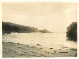 060624 - PHOTO ANCIENNE FRANCE BRETAGNE - La Plage Les Rochers - Europe