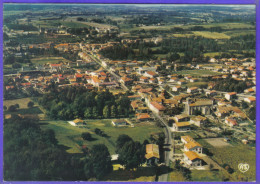 Carte Postale 16. Chalais Vue Aérienne   Très Beau Plan - Other & Unclassified