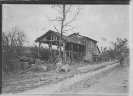 WW1 PHOTO ORIGINALE 18 X 13 CM LIEU NON IDENTIFIE V10 - Guerre, Militaire