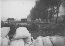 WW1 PHOTO ORIGINALE 18 X 13 CM LIEU NON IDENTIFIE  V12 - Guerre, Militaire