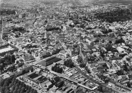 Tarbes * Vue Aérienne Sur Le Marché Marcadieu Et L'église Ste Thérèse - Tarbes