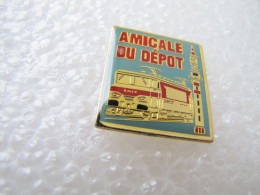 PIN'S   TRAIN  SNCF  AMICALE DU DÉPÔT - TGV