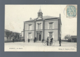 CPA - 77 - Everly - La Mairie - Animée - Circulée - Sonstige & Ohne Zuordnung