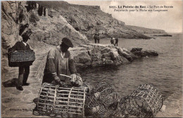 SELECTION  -  POINTE DU RAZ  -  Le Port De Bestrée . Préparatifs Pour La Pêche Aux Langoustes - Autres & Non Classés