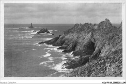 AKDP9-1097-29 - POINTE-DU-RAZ - L'eperon Et Le Phare De La Vieille  - Autres & Non Classés