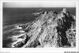 AKDP9-1091-29 - POINTE-DU-RAZ - L'eperon Et Le Phare De La Vieille  - Autres & Non Classés