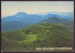 LES VOLCANS D AUVERGNE - Auvergne