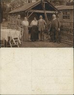 Menschen Soziales Leben Gruppenfoto An Einer Blockhütte 1920 Privatfoto - Zonder Classificatie