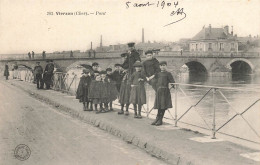 Vierzon * Le Pont * Groupe D'enfants - Vierzon